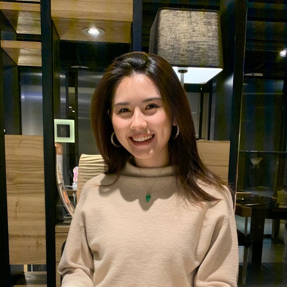 Meet your Posher, Isabel - Picture 1 of 3